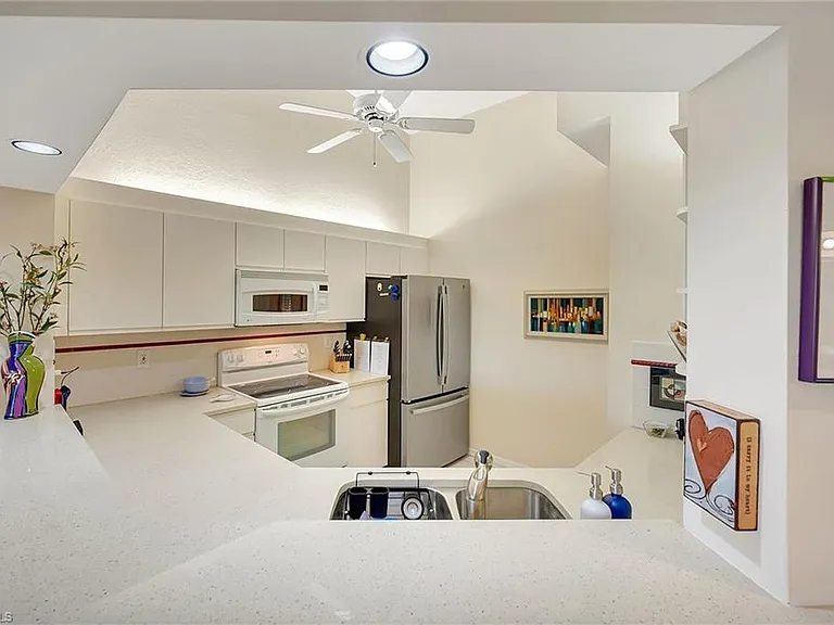 7654 Pebble Creek Cir #303 — Photo 15