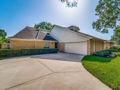 226 Squires Bnd, Stafford, TX, 77477