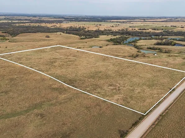 2 230th Rd, Nowata, OK 74048