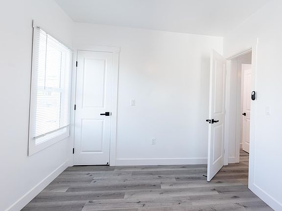 3rd image of 2953 1/2 Kalmia St