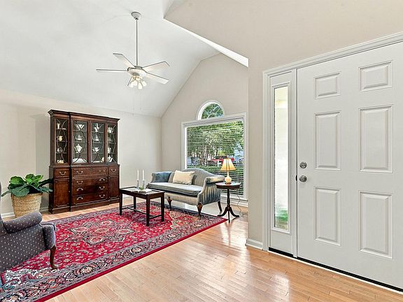 4th image of 5237 Fairmead Cir