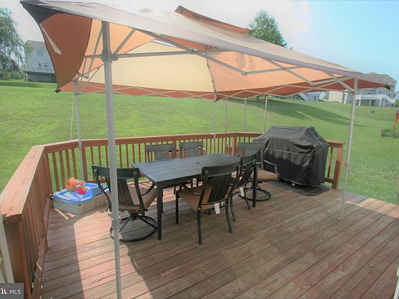 4th image of 112 Bellevue Dr