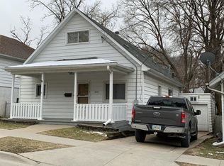406 Damon St, Council Bluffs, IA 51503