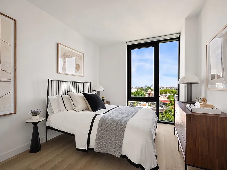 1057 Atlantic Ave #1705 — Photo 4