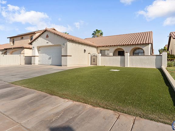 3rd image of 902 Danenberg Dr