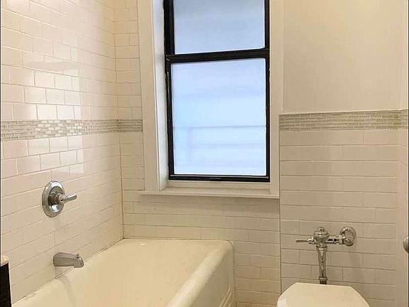 4th image of 334 Dean St APT 1