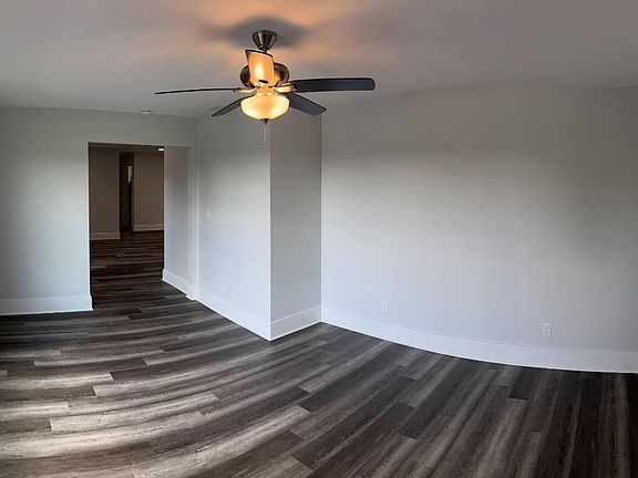 3rd image of 1146 Sunnyslope Dr