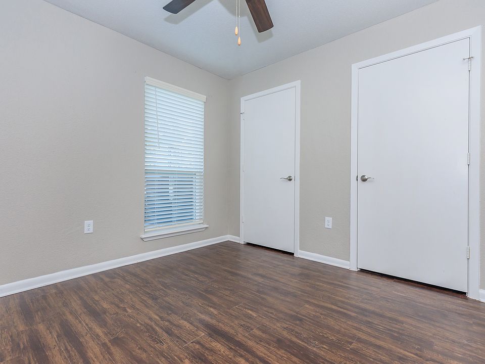 ADA unit bedroom