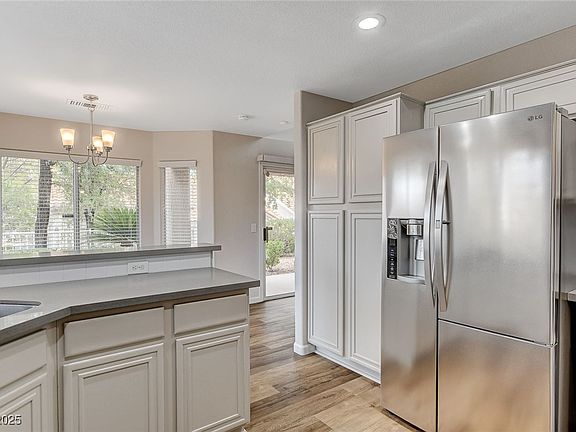 5th image of 2452 Sunup Dr