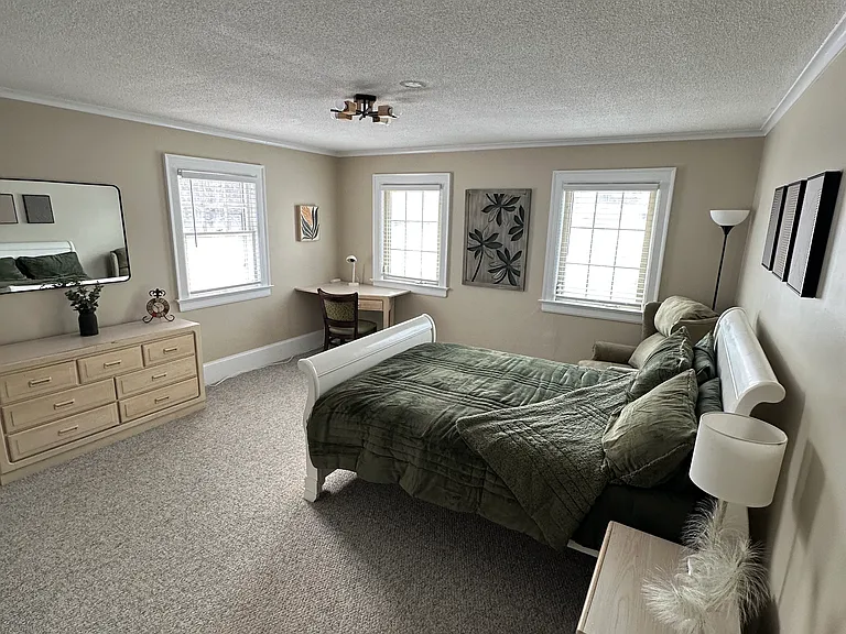 201 Salt Springs Rd — Photo 30