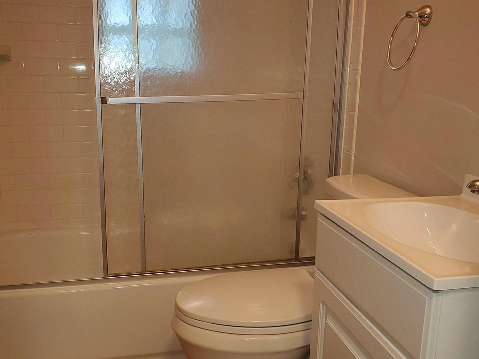 1st image of 3959 Kirkup Ave APT 1