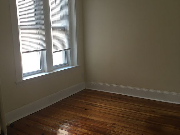 5th image of 14 Parkway Rd #4