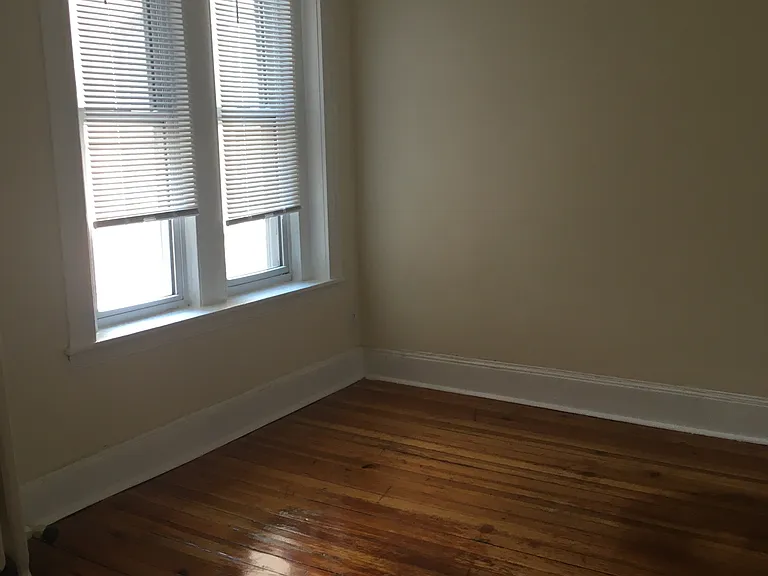 14 Parkway Rd #4 — Photo 5