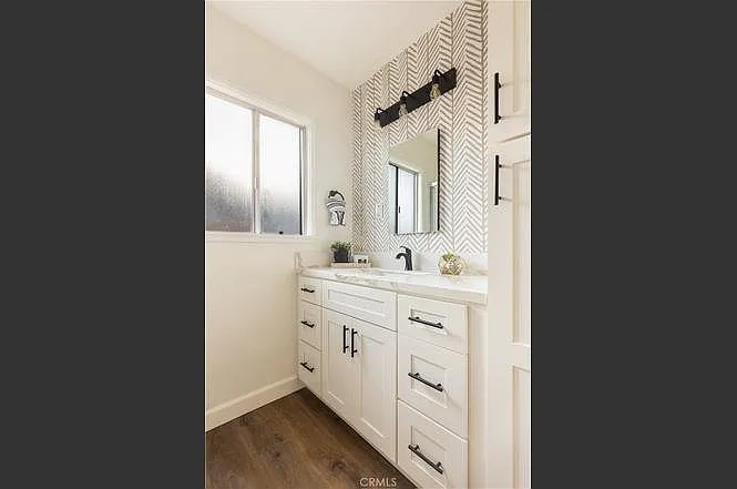 6430 Denmead St — Photo 11