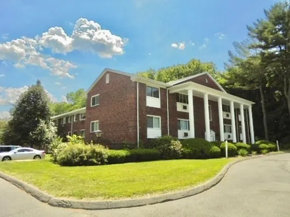 74 Barrett St Unit 208, Northampton, MA 01060