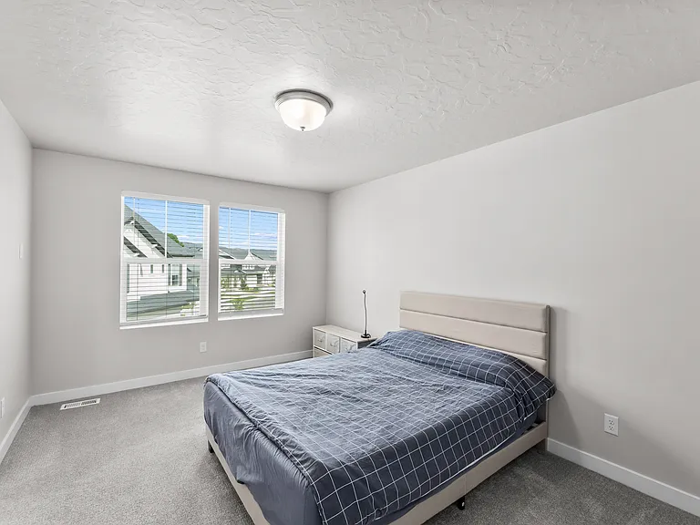 41 E Brushy Canyon St — Photo 12