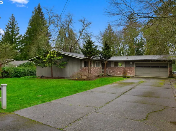4033 Calaroga Cir, West Linn, OR 97068