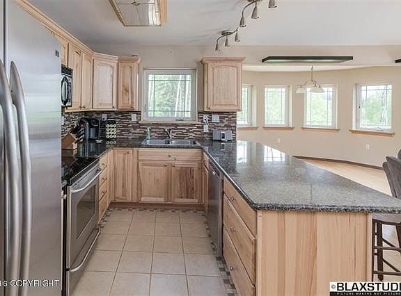 2nd image of 3186 Forrest Dr
