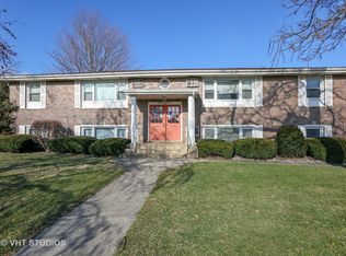 1561 W Merchant St, Kankakee, IL 60901