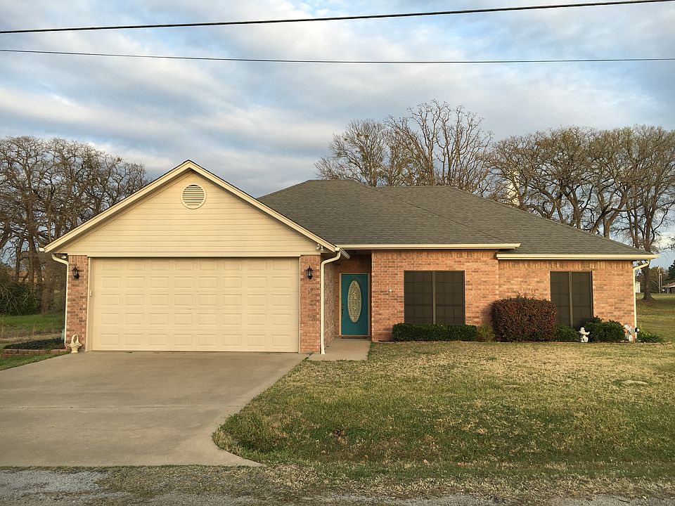 1st image of 29 Woodlawn Way