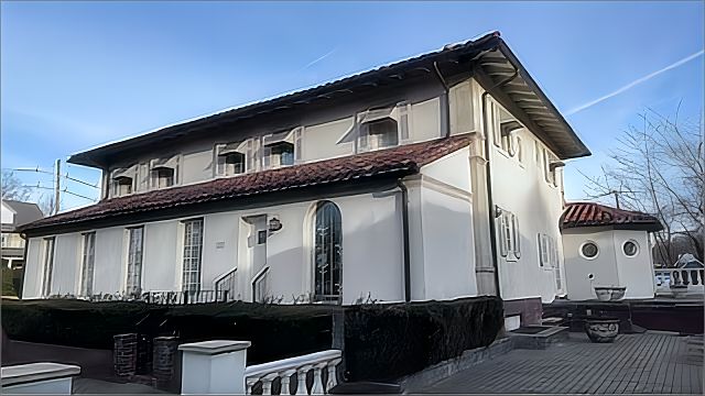 1st image of 600 Doremus Ave