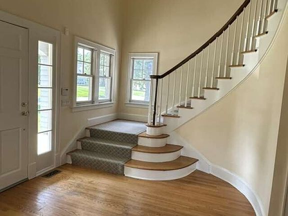 4th image of 6 Sherwood Farms