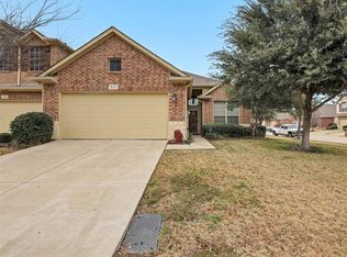 941 Wellington Dr, Lewisville, TX 75067
