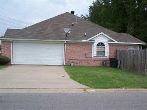 2nd image of 75 Nevada Ln