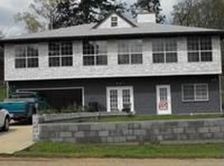 213 Viewpoint Dr, Hot Springs, AR 71913