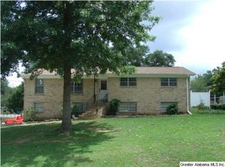 702 Hilltop Rd, Warrior, AL 35180