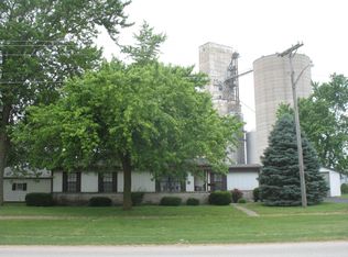 311 S Johnston St, Kenney, IL 61749