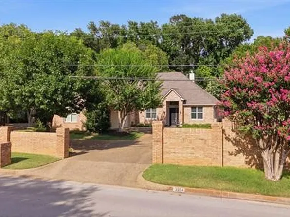 3204 Old Bullard Rd, Tyler, TX 75701