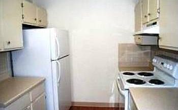 2nd image of 600 Manhattan Dr #3A