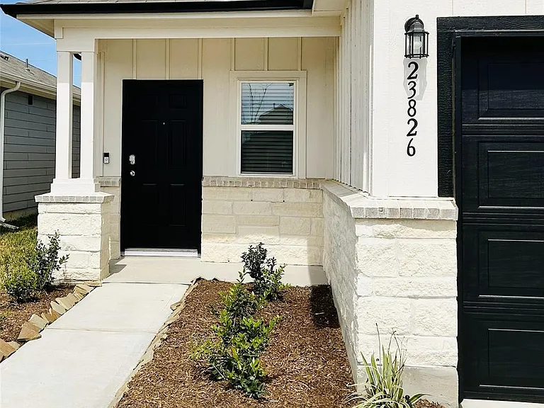 23826 Escardilla Dr — Photo 1