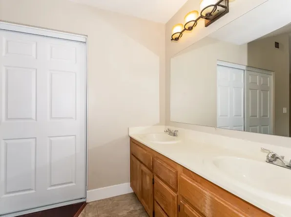 8444 Bramble Bush Cir, Antelope, CA 95843