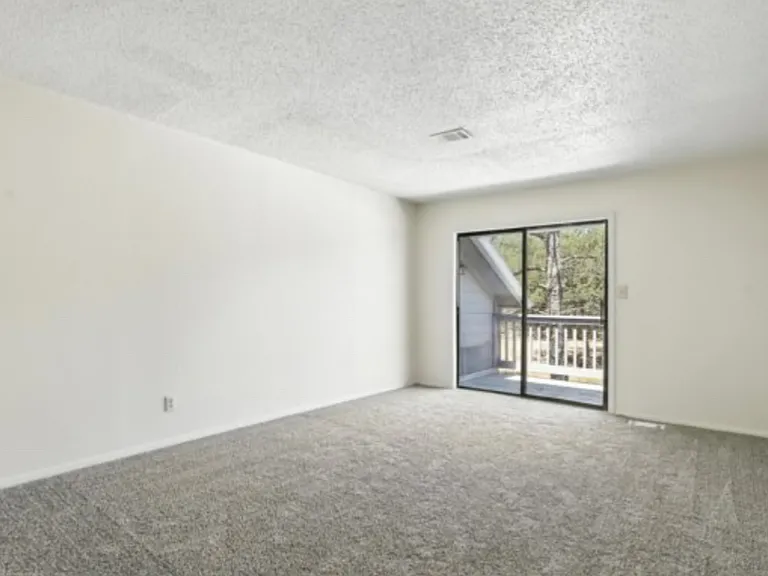 175 Private Road 1509 #14-B — Photo 7