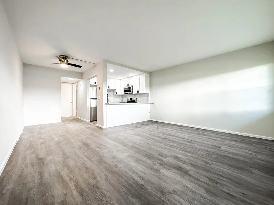 218 Preston E #F