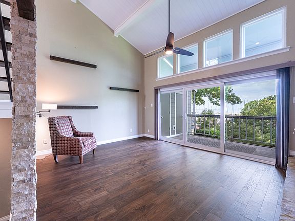 4th image of 300 Rush Creek Dr APT A2