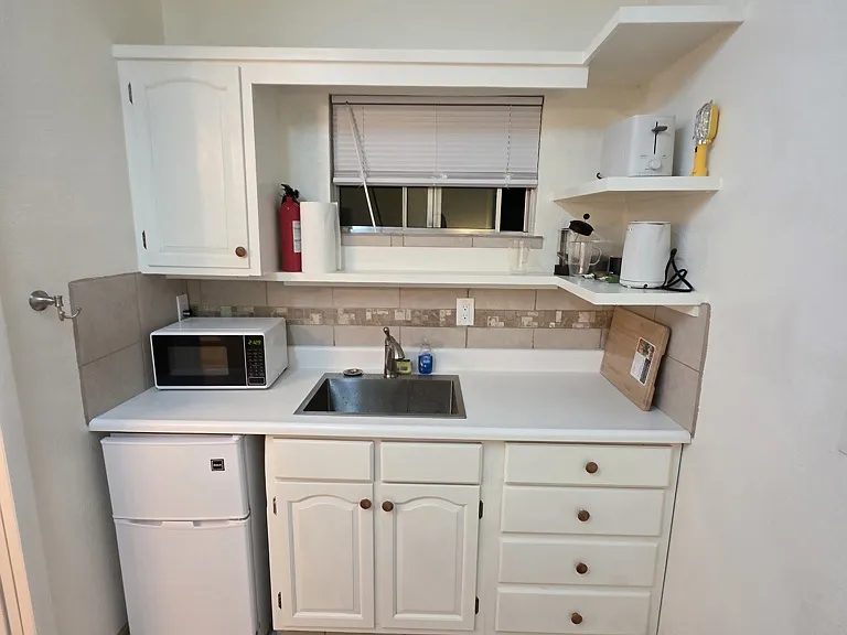 180 Willow Way #STUDIO CASITA — Photo 3