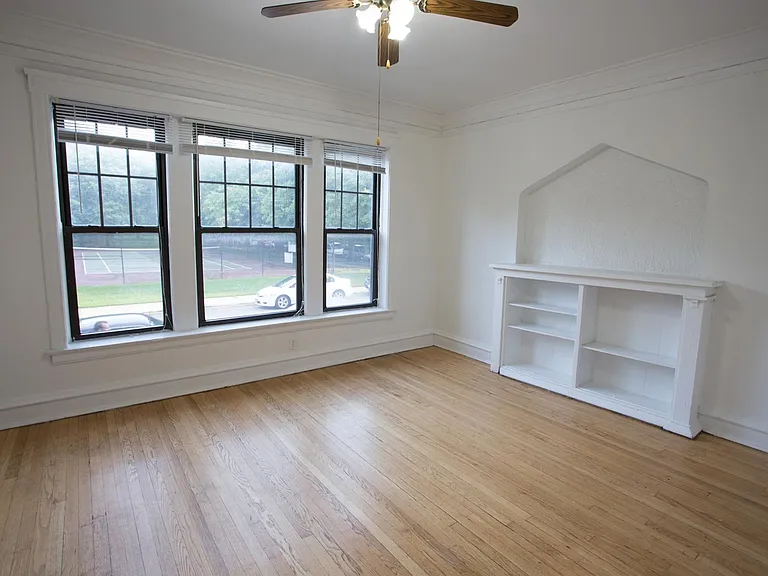 Dining/Living room