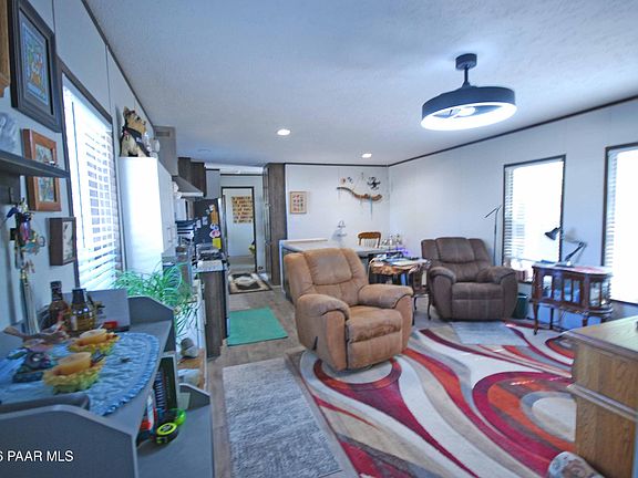 3rd image of 1305 Adams Ave #3