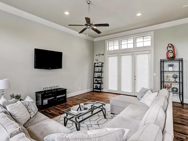 2520 Cohn St — Photo 10
