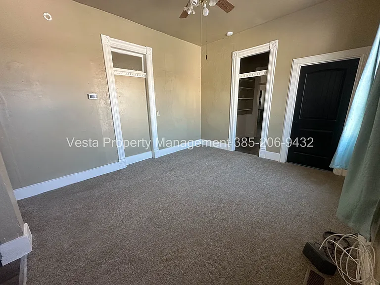 2521 Gramercy Ave #1 — Photo 3