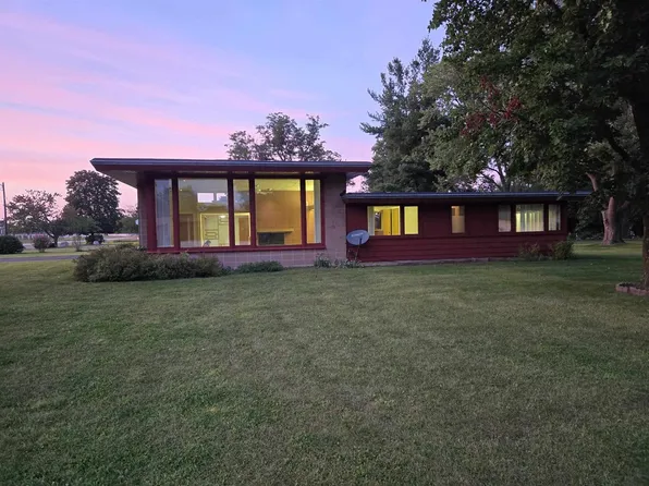 N502 1st Center Avenue, Brodhead, WI 53520