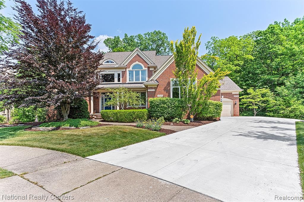 23436 Broadmoor Park Ln, Novi, MI 48374 MLS 20230045702 Zillow