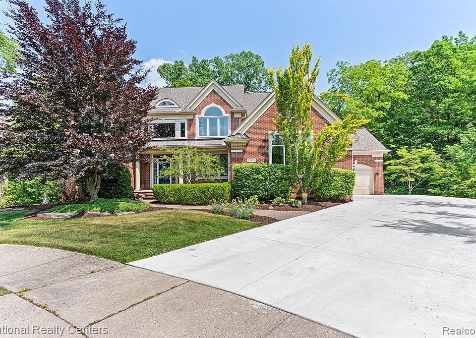 23436 Broadmoor Park Ln, Novi, MI 48374 MLS 20230045702 Zillow