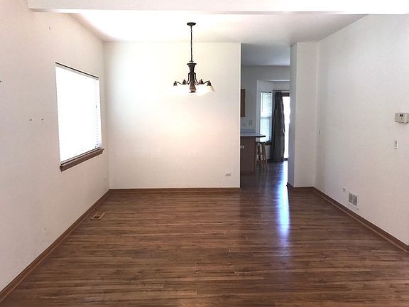 5th image of 2591 Waterford Ln