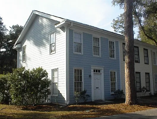 2 bed, 2.5 bath, 1250 sqft, $1,600 — Photo 2