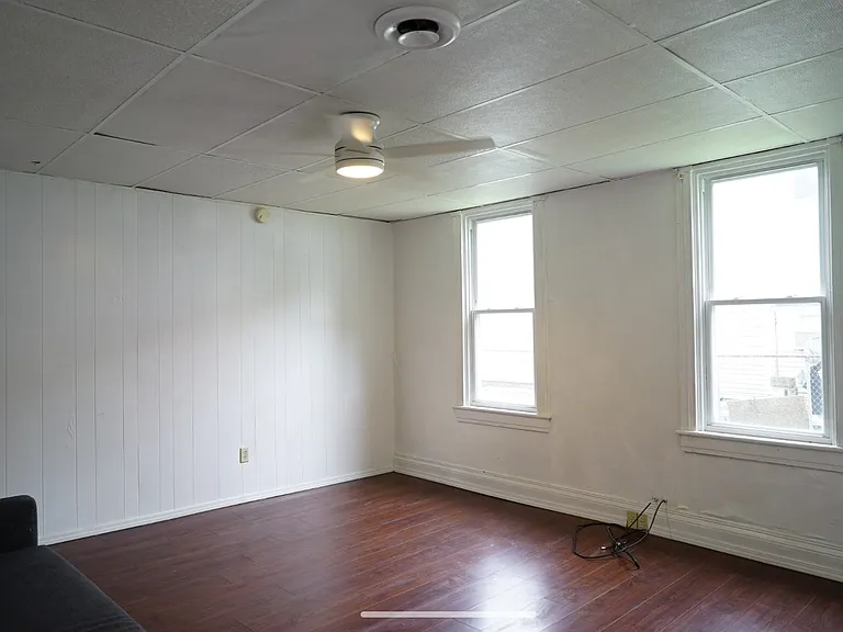 14-16 N Canal St #14 — Photo 7