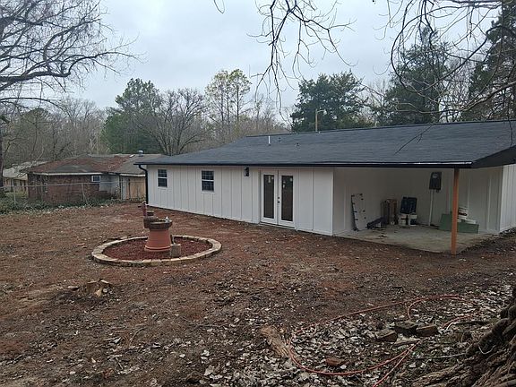 2nd image of 233 Greenbriar Dr